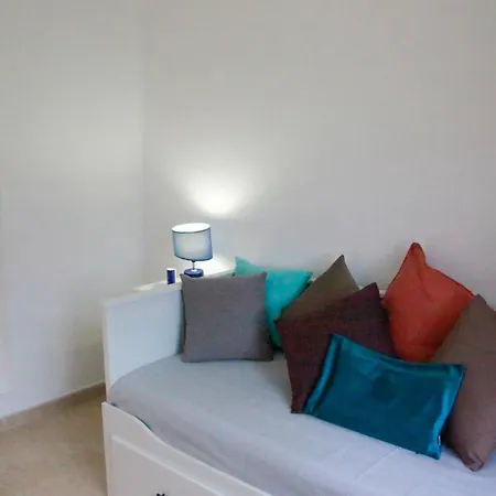 Delfines Apartment *