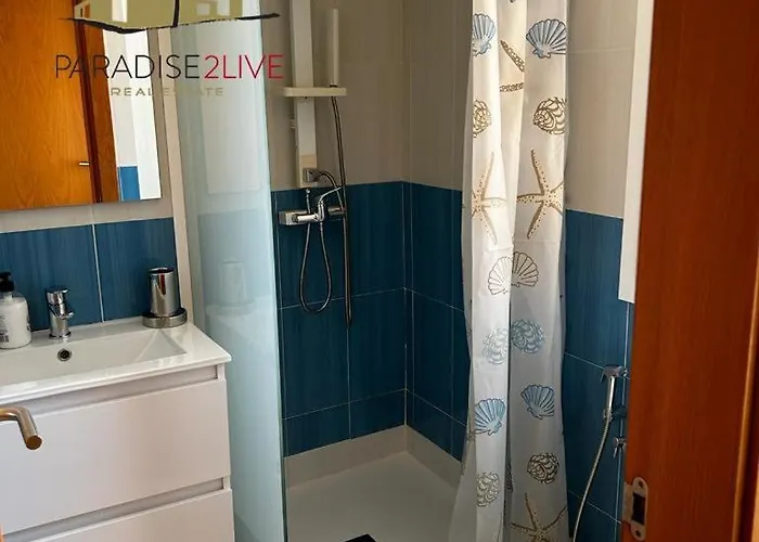 アパート Delfines